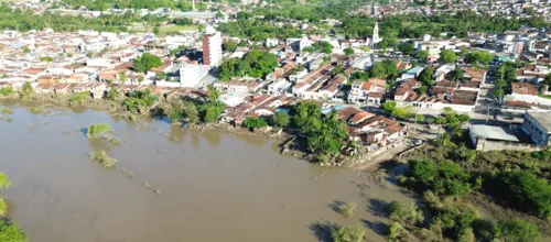 Vista aérea de Bayeux e Santa Rita durante a cheia do Rio Paraíba, maio de 2026